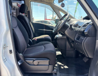 2012 Nissan Serena image 184864