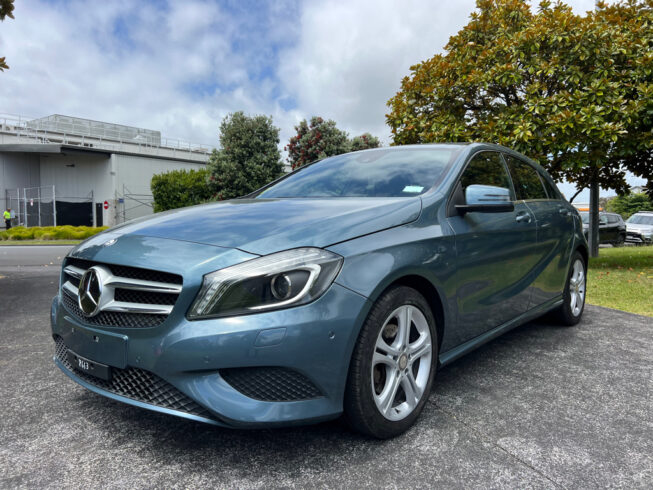 2013 Mercedes-benz A 180 image 185317