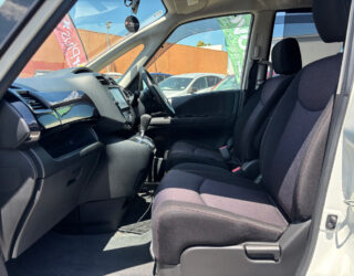 2012 Nissan Serena image 184865