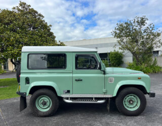 2002 Land Rover Defender image 186730