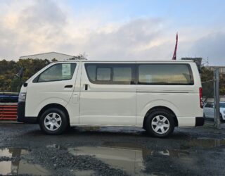 2018 Toyota Regius image 185443