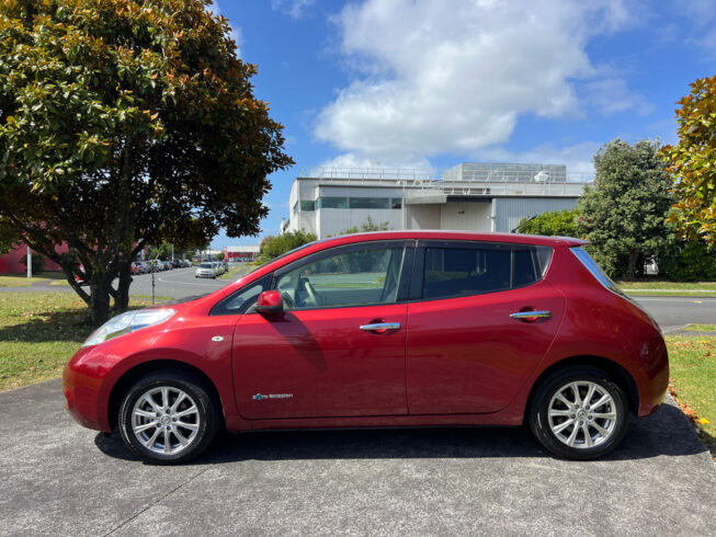 2013 Nissan Leaf image 185335