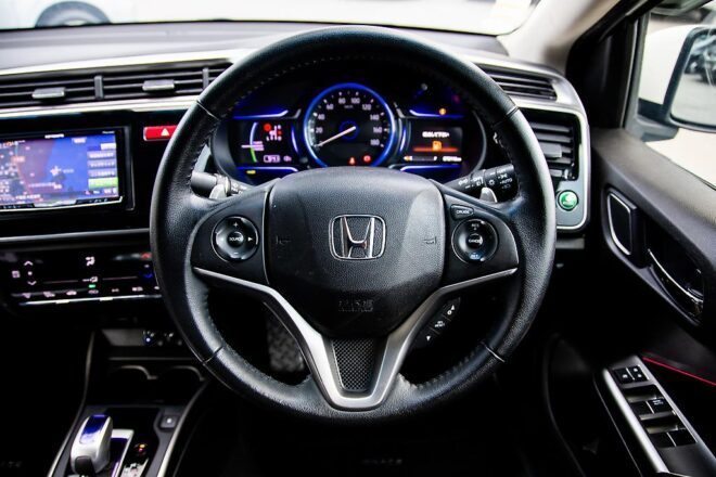 2015 Honda Grace image 189791