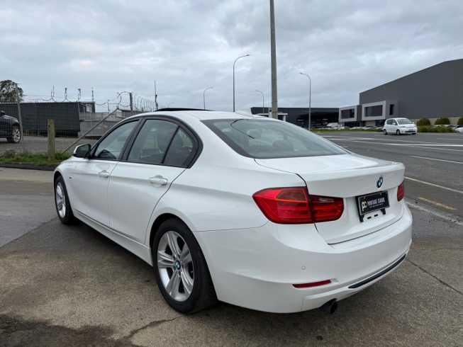 2012 Bmw 320i Sport image 295334