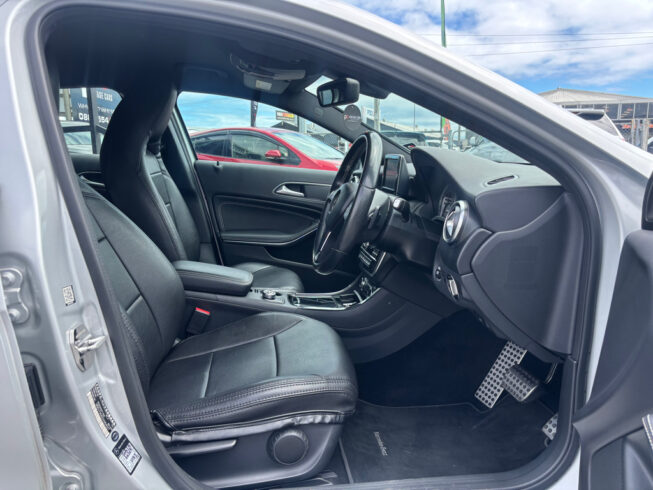 2015 Mercedes-benz A 180 image 221319