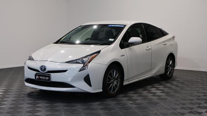 2016 Toyota Prius S Model image 303216