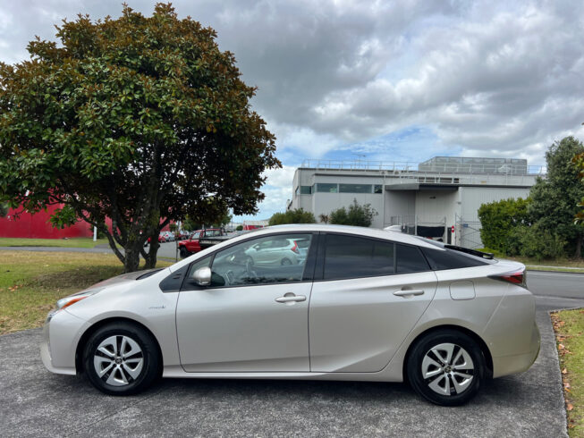 2016 Toyota Prius image 218757