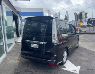 2013 Nissan Serena image 207558