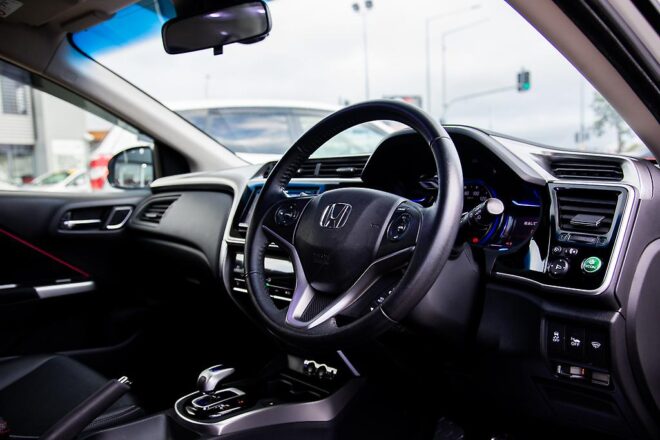 2015 Honda Grace image 205379