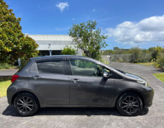 2015 Toyota Vitz image 210506