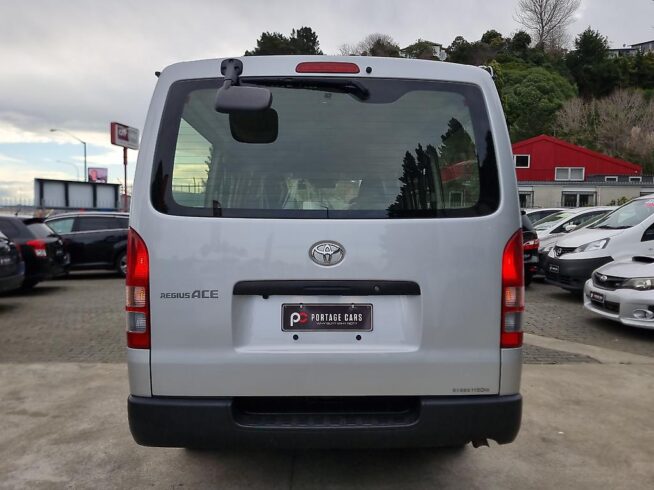 2020 Toyota Hiace image 224356