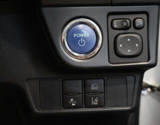 2016 Toyota Corolla Fielder Hybrid G Model, Push Start, Apple Car Play NZ Radio image 305823