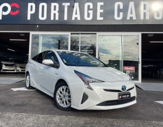 2016 Toyota Prius S Model image 203810