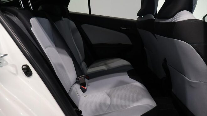 2016 Toyota Prius S Model image 303223