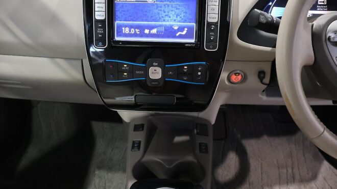 2013 Nissan Leaf X Model 53% SOH image 306355