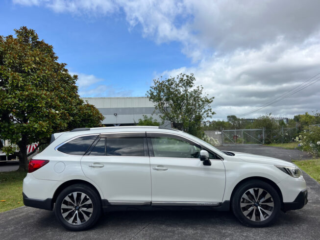 2015 Subaru Outback image 206604