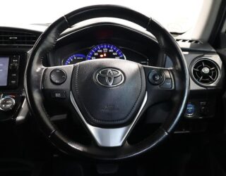 2016 Toyota Corolla Fielder Hybrid G Model, Push Start, Apple Car Play NZ Radio image 305817