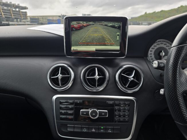 2013 Mercedes-benz A 180 image 210628