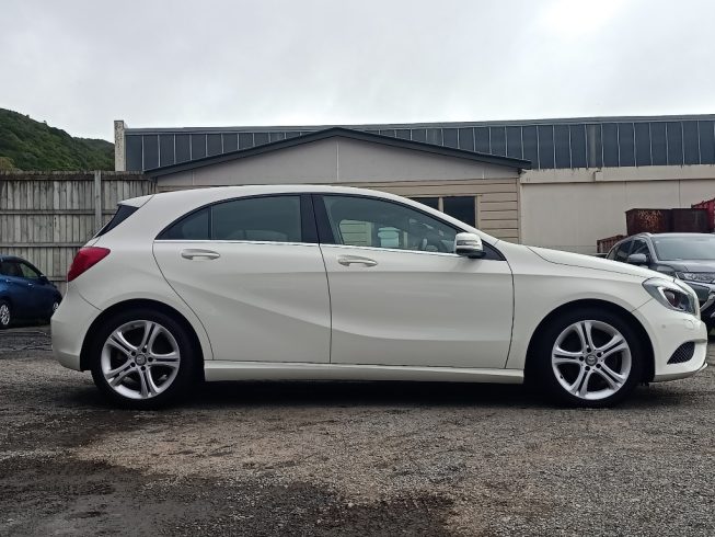 2015 Mercedes-benz A 180 image 250140