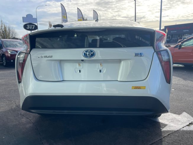 2016 Toyota Prius S Model image 271942