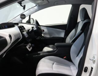 2016 Toyota Prius S Model image 303222