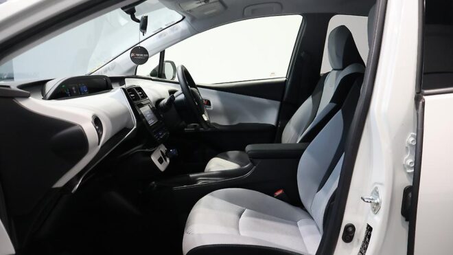 2016 Toyota Prius S Model image 303222