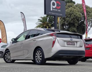 2016 Toyota Prius image 206238