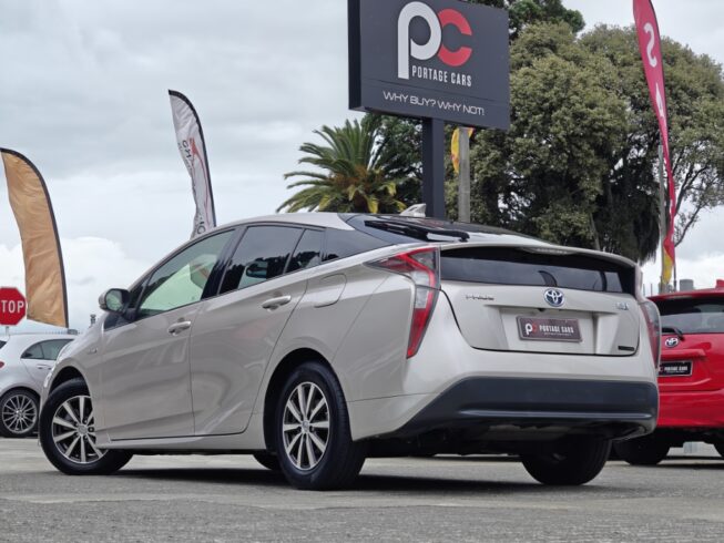 2016 Toyota Prius image 206238