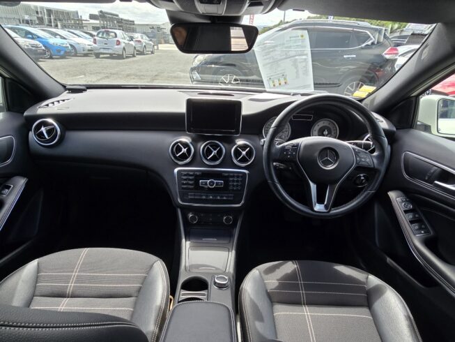 2015 Mercedes-benz A 180 image 218980