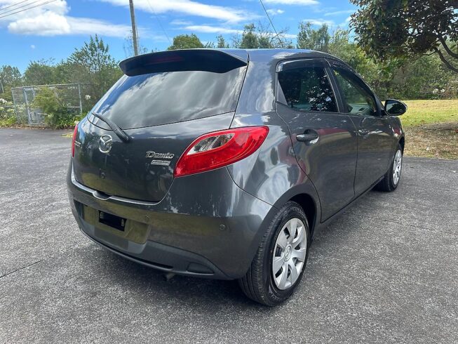 2013 Mazda Demio image 208874