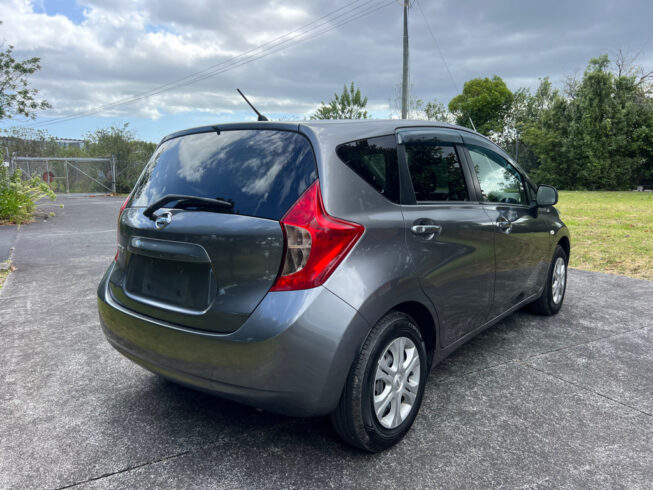 2014 Nissan Note X Emergency Brake Package image 220000