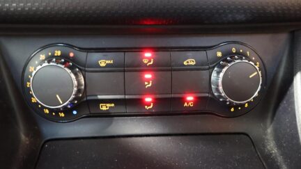 2015 Mercedes-benz A 180 Cruise Control Reversing Camera image 314775