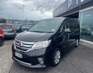 2013 Nissan Serena image 207561