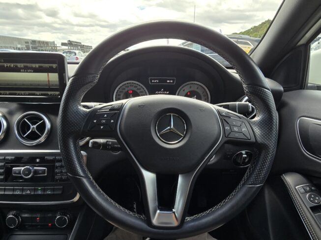 2015 Mercedes-benz A 180 image 218981