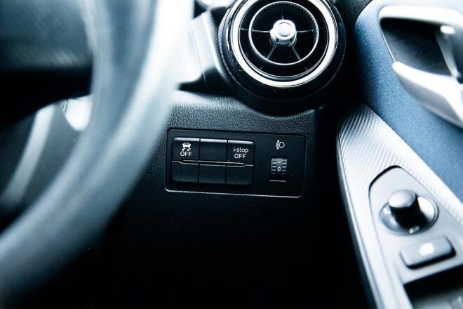 2014 Mazda Demio 13S SkyActiv image 219438