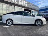 2016 Toyota Prius S Model image 271940