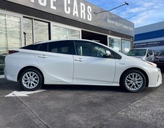 2016 Toyota Prius S Model image 271940