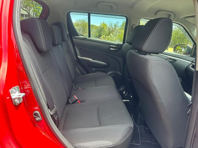 2013 Suzuki Swift RS image 219926