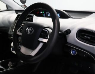 2016 Toyota Prius S Model image 303226