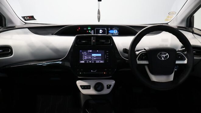 2016 Toyota Prius S Model image 303225