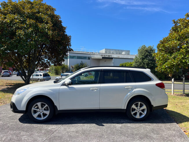 2012 Subaru Outback image 225476