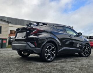 2017 Toyota C-hr image 213695