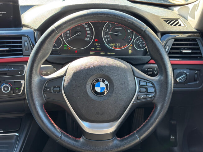 2013 Bmw 320i Touring Sport Line Wagon image 299118