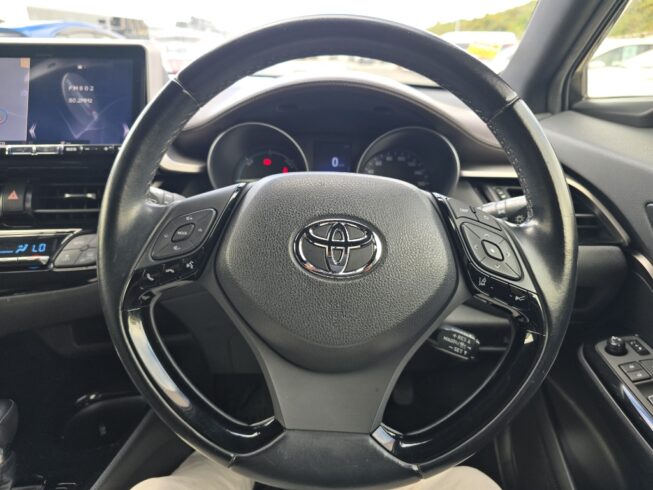 2017 Toyota C-hr image 213686