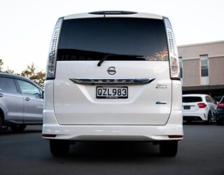 2013 Nissan Serena image 222223