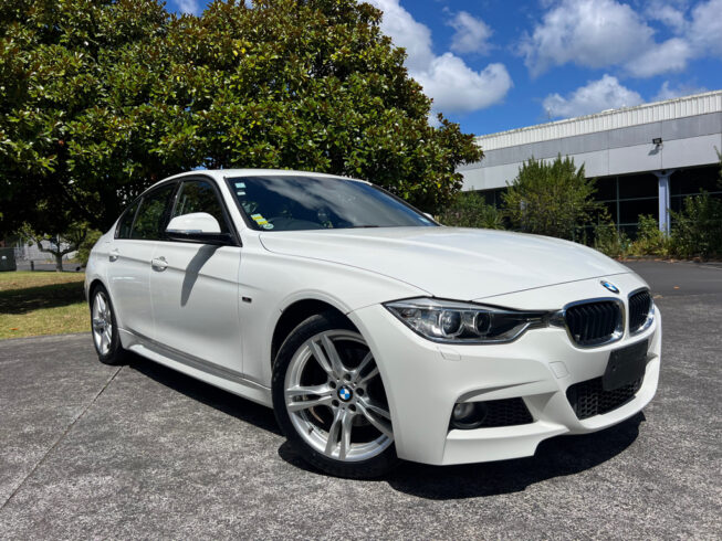 2013 Bmw 320i image 213884