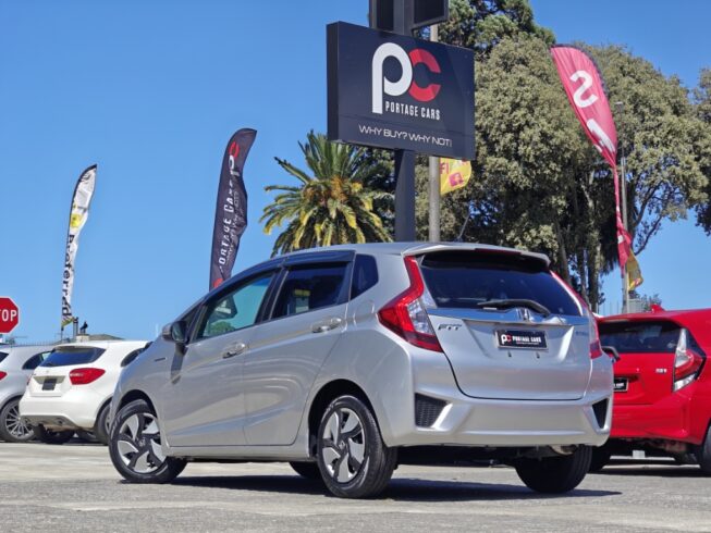 2013 Honda Fit Hybrid image 217883