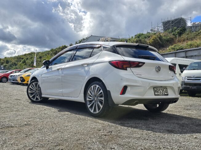 2020 Holden Astra image 225335