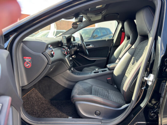 2014 Mercedes-benz A 250 image 220600