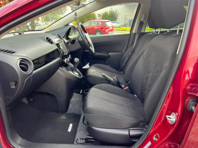 2014 Mazda Demio image 220406